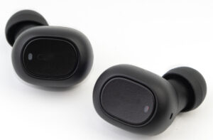wireless earbuds