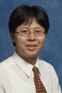 Profile picture of professor Yifeng Zhu