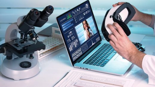 doctor with Virtual reality equipment in the laboratory / Two doctors who are going to do a collaborative work at a distance